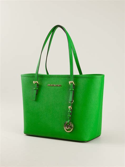 michael kors portmonee grün|green bag Michael Kors.